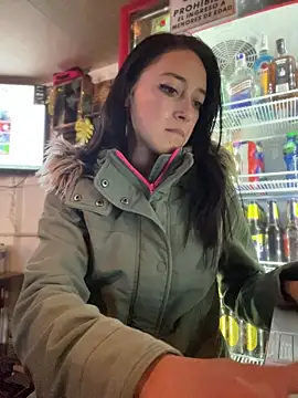 Lia  white online show from 11/07/25, 01:38