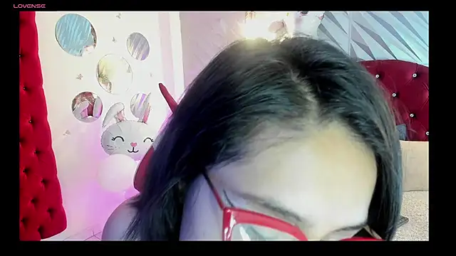 Roxanne Han online show from 03/30/26, 01:12