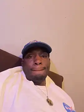 DiabloDicc74 online show from 10/25/25, 06:02