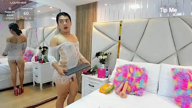 SweetKata  online show from 12/22/25, 12:57