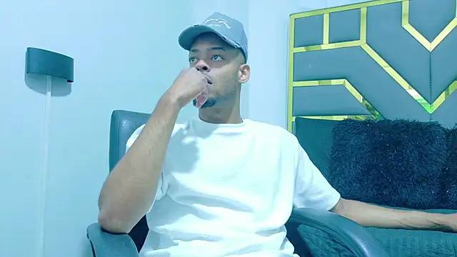 Neytanmalcon online show from 11/24/25, 09:47