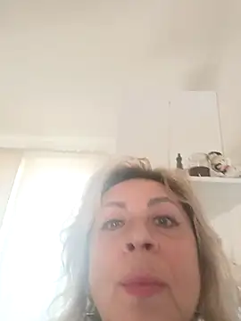 Snapshot of Anabel-455 chatting on 10/25/25, 11:40 Anabel-455 online show from 10/25/25, 11:40