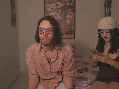 Snapshot of dan_and_daya chatting on 10/26/25, 05:13 dan and daya online show from 10/26/25, 05:13