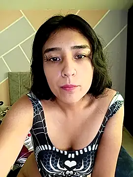 Snapshot of Nahomievans233 chatting on 10/24/25, 12:56 Nahomievans233 online show from 10/24/25, 12:56