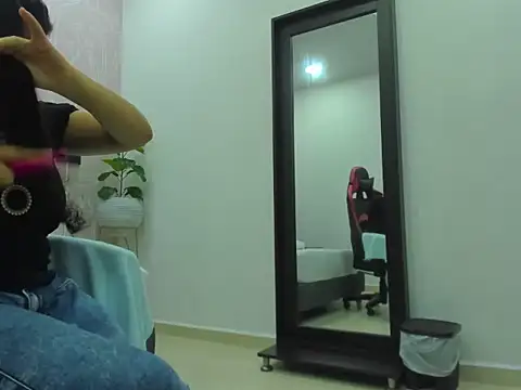 agata18  online show from 03/20/26, 07:19