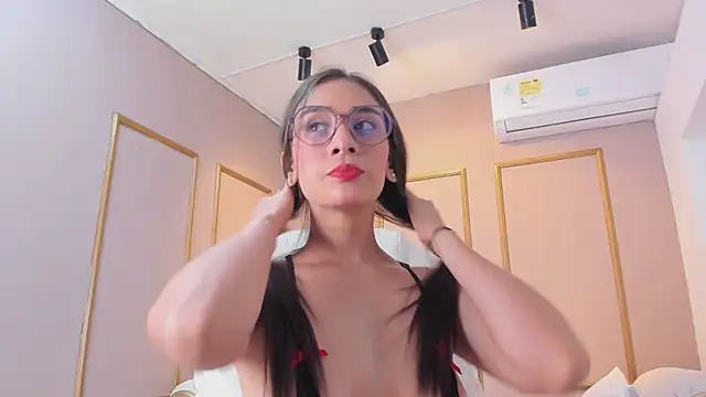 NahimiThompson online show from 02/10/26, 07:51