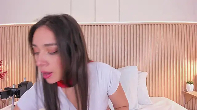Snapshot of NahimiThompson chatting on 07/25/26, 07:44 NahimiThompson online show from 07/25/26, 07:44