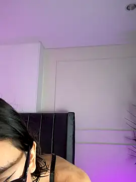 Snapshot of imsofi_kf chatting on 11/28/25, 05:15 imsofi kf online show from 11/28/25, 05:15