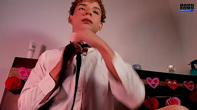 Snapshot of Daark_Eros chatting on 02/14/26, 11:45 Daark Eros online show from 02/14/26, 11:45