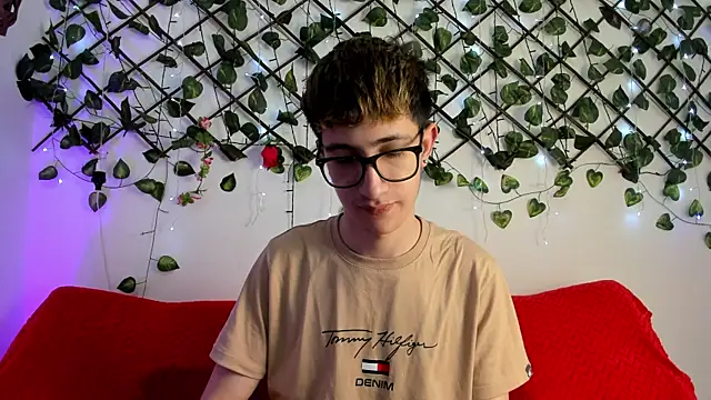 Erick Taylor3 online show from 10/23/25, 05:23