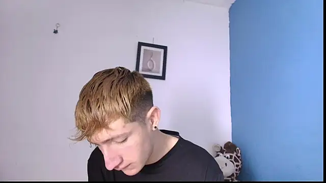 Erick Taylor3 online show from 04/22/26, 06:53