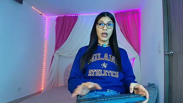 Arimoonn online show from 04/07/26, 11:37