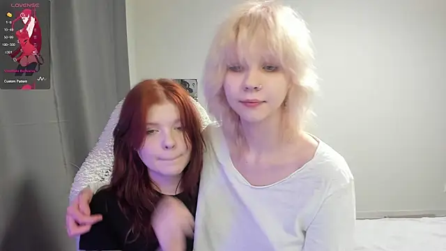 Snapshot of TenderTwos chatting on 02/12/26, 10:16 TenderTwos online show from 02/12/26, 10:16