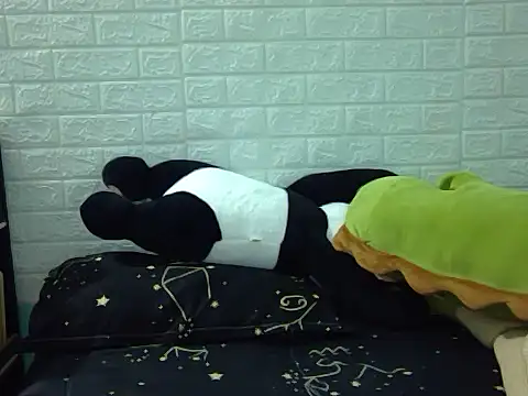 May2k2 online show from 02/28/26, 04:02