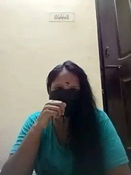 Snapshot of tamilammu1431 chatting on 10/23/25, 07:01 tamilammu1431 online show from 10/23/25, 07:01