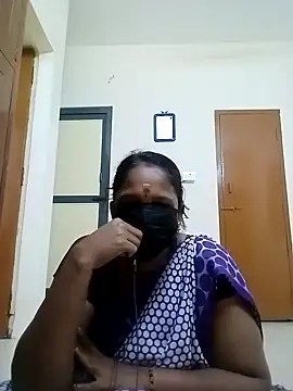 Snapshot of tamilammu1431 chatting on 11/01/25, 04:09 tamilammu1431 online show from 11/01/25, 04:09