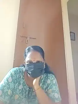 Snapshot of tamilammu1431 chatting on 11/02/25, 09:11 tamilammu1431 online show from 11/02/25, 09:11