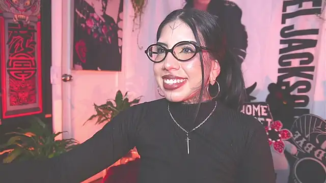 Dalia Vorhees online show from 04/25/26, 01:30