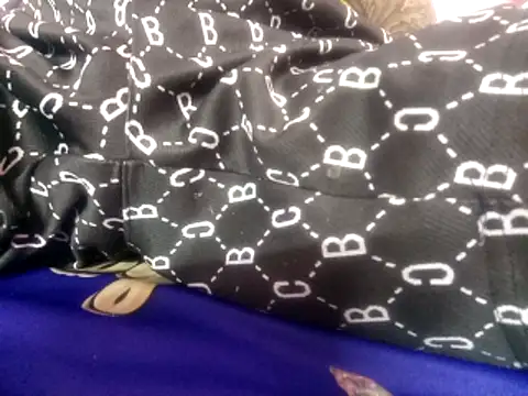 Snapshot of giang999aa99 chatting on 04/08/26, 03:28 giang999aa99 online show from 04/08/26, 03:28