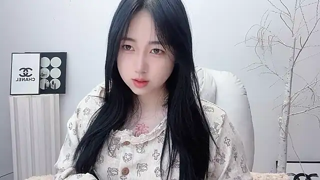 Love-hanzaizai718 online show from 11/18/25, 08:02