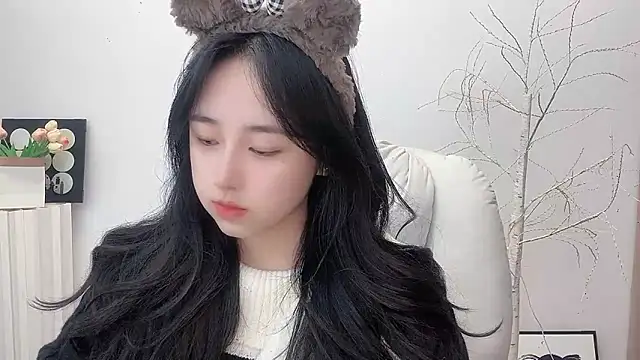 Love-hanzaizai718 online show from 11/22/25, 01:21