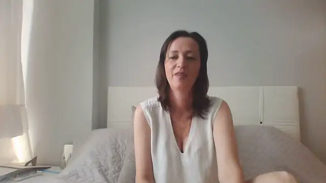 Snapshot of ArianaStarr chatting on 06/01/26, 07:10 ArianaStarr online show from 06/01/26, 07:10