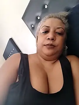 IndianLara online show from 11/19/25, 05:29