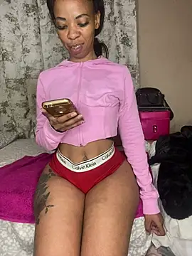CandySlender18 online show from 06/29/26, 05:57