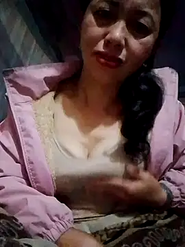 Snapshot of TRIEUTRIEU20 chatting on 10/26/25, 05:52 TRIEUTRIEU20 online show from 10/26/25, 05:52