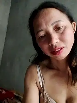 Snapshot of TRIEUTRIEU20 chatting on 10/29/25, 02:36 TRIEUTRIEU20 online show from 10/29/25, 02:36