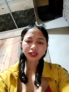 Snapshot of TRIEUTRIEU20 chatting on 11/11/25, 09:37 TRIEUTRIEU20 online show from 11/11/25, 09:37