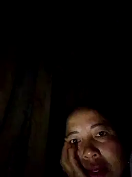 Snapshot of TRIEUTRIEU20 chatting on 11/12/25, 09:58 TRIEUTRIEU20 online show from 11/12/25, 09:58