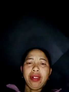 Snapshot of TRIEUTRIEU20 chatting on 11/14/25, 10:18 TRIEUTRIEU20 online show from 11/14/25, 10:18