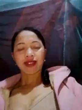 Snapshot of TRIEUTRIEU20 chatting on 11/17/25, 12:22 TRIEUTRIEU20 online show from 11/17/25, 12:22