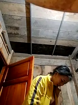 Snapshot of TRIEUTRIEU20 chatting on 11/19/25, 09:37 TRIEUTRIEU20 online show from 11/19/25, 09:37