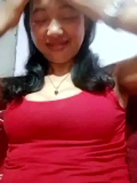 Snapshot of TRIEUTRIEU20 chatting on 05/10/26, 11:32 TRIEUTRIEU20 online show from 05/10/26, 11:32