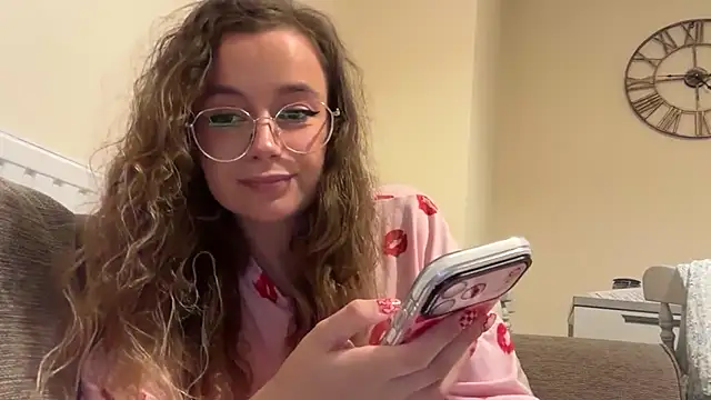 lolatheangel online show from 12/15/25, 04:11