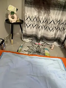 Nicole bash online show from 04/16/26, 07:31