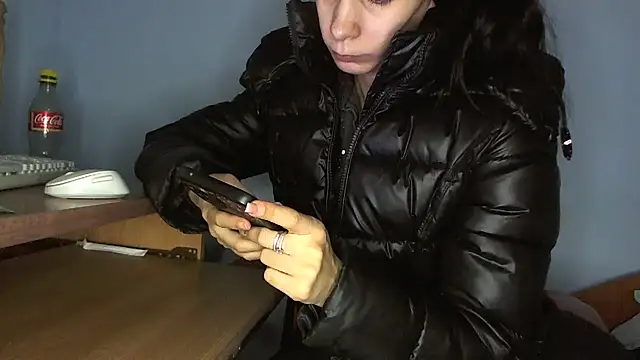 andreea713 online show from 03/29/26, 12:16