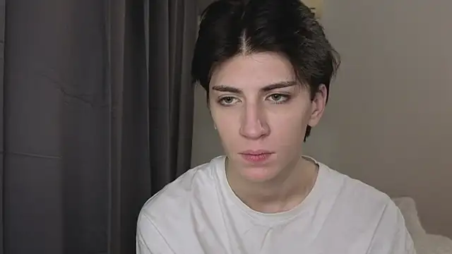 Oliver star boy  online show from 11/01/25, 06:54