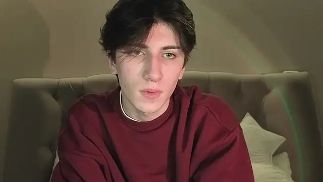 Oliver star boy  online show from 02/13/26, 05:53