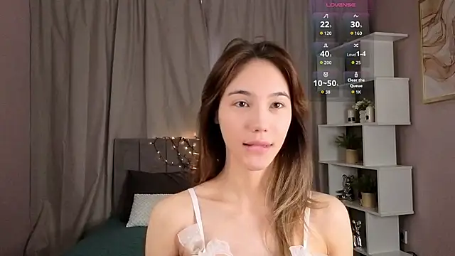 Snapshot of LilCatalia chatting on 05/09/26, 04:28 LilCatalia online show from 05/09/26, 04:28