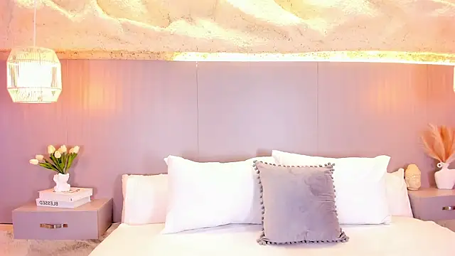 AmyColman  online show from 04/22/26, 12:07