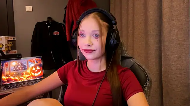 Softixq online show from 11/01/25, 01:24