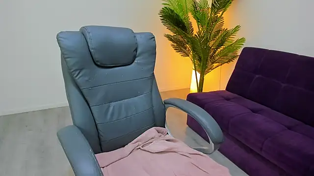 Arya Anna online show from 01/19/26, 06:17