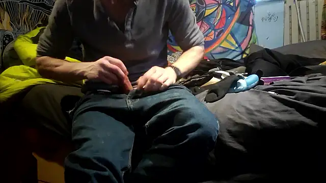 Snapshot of YourAddicted2 chatting on 01/11/26, 06:02 YourAddicted2 online show from 01/11/26, 06:02