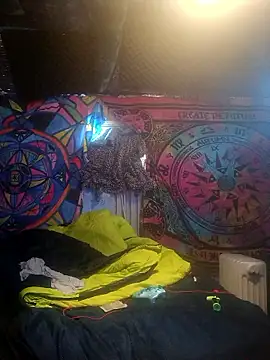 Snapshot of YourAddicted2 chatting on 01/14/26, 09:42 YourAddicted2 online show from 01/14/26, 09:42