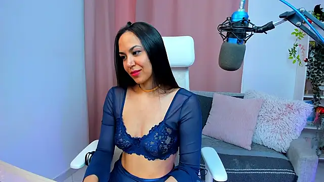 VenusIsLove  online show from 06/02/26, 09:28