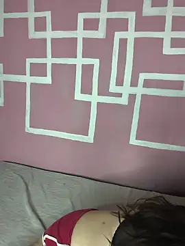 Snapshot of Esmesweet23 chatting on 11/27/25, 10:12 Esmesweet23 online show from 11/27/25, 10:12