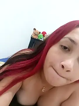 Snapshot of tubabylola chatting on 10/25/25, 05:40 tubabylola online show from 10/25/25, 05:40